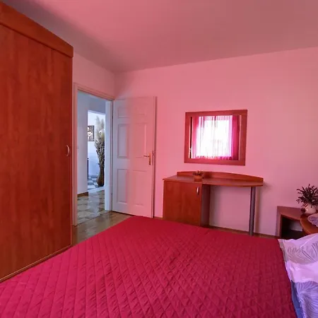 Sally Apartment Cizici