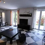 Sally Apartment *